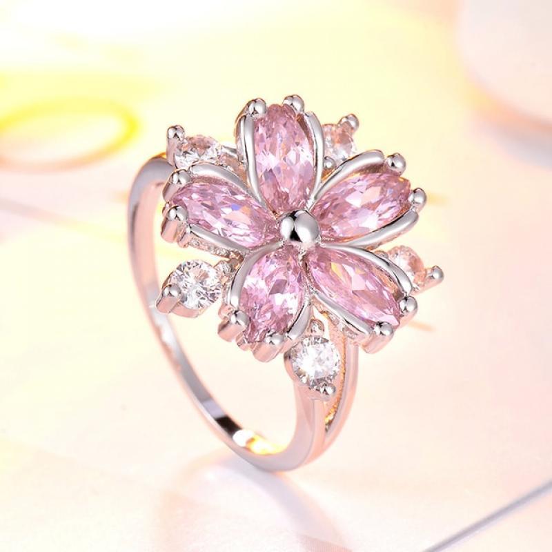 Elegant Fashion Sakura Princess Engagement Rings for Bride Jewelry Romantic Cherry Blossom Zircon Lady Rings