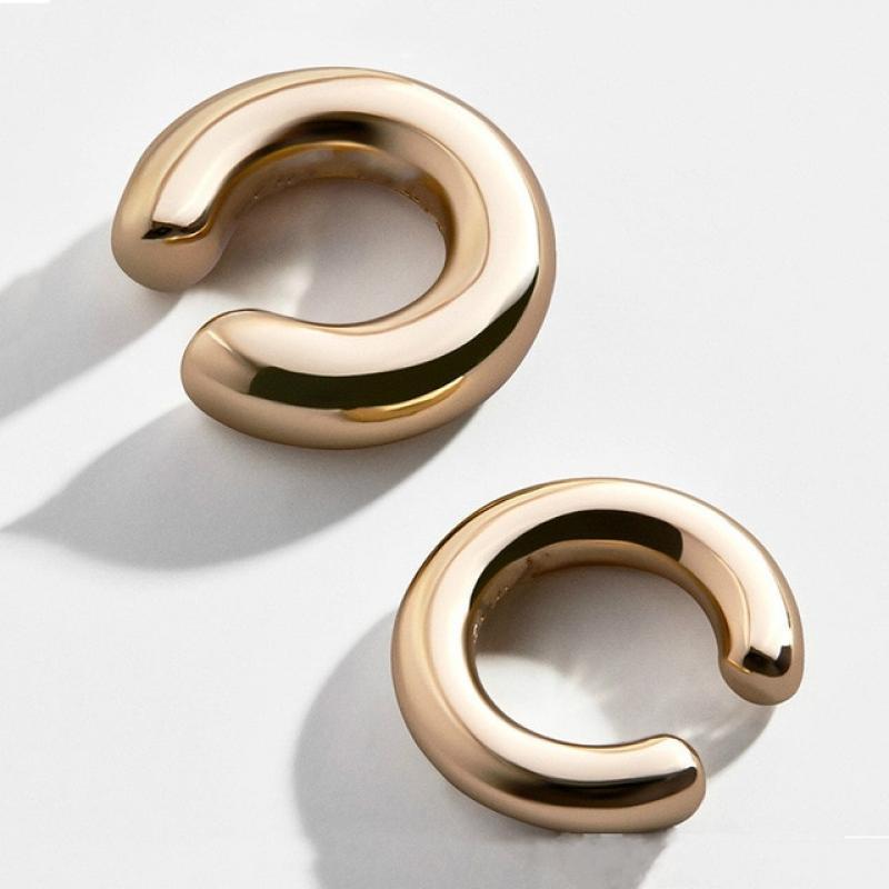 Unique Fake Piercing Metal Ear Clips Asymmetry Round Cartilage Ear Clip for Women Fashion Jewellery Christmas Gift