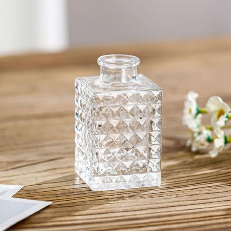 INS Mini Wedding Glass Flower Vase Embossed Retro Transparent Hydroponics Plant Vase Desktop Ornaments Home Decoration