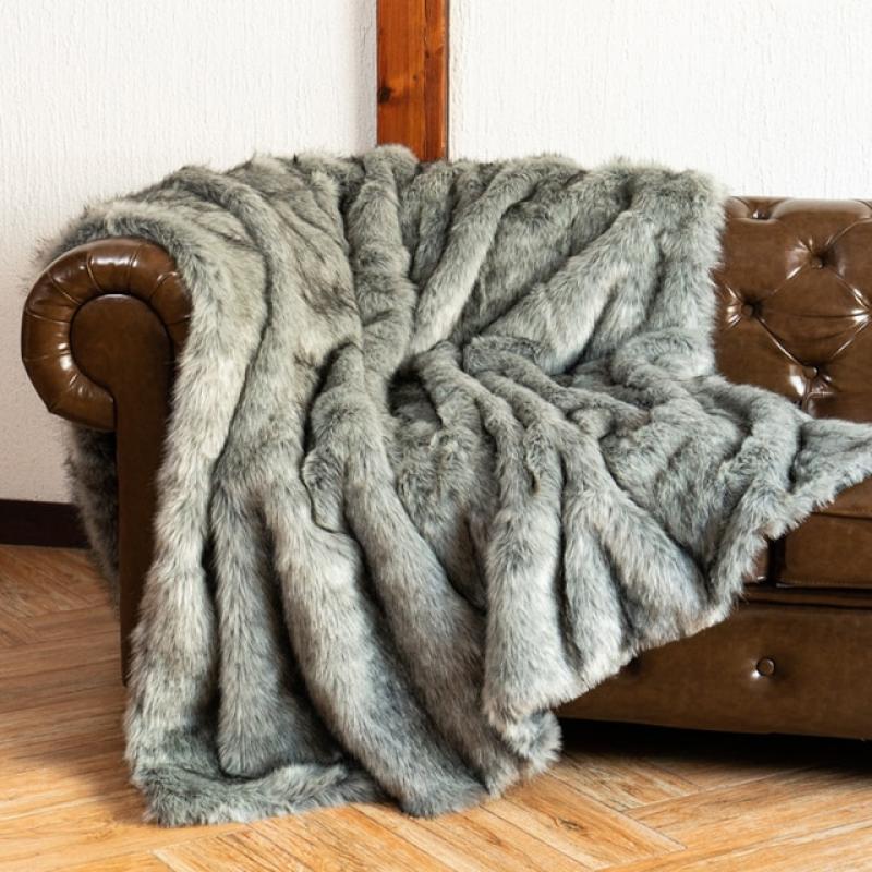 Battilo Faux Fur Blanket Plaid Blanke Sofa Luxury Faux Fox Fur Blankets Winter Thicken Warm Cozy Bedspread on the Bed Home Decor