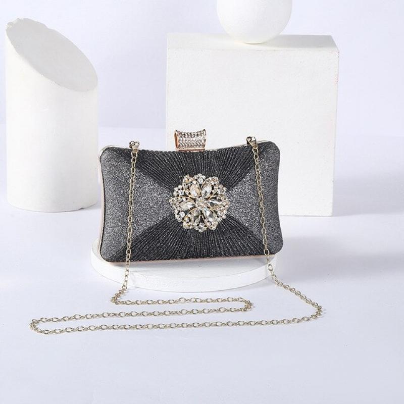 Women's Evening Clutch Bag Party Purse Luxury Wedding Clutch for Bridal Exquisite Crystal Ladies Handbag Apricot Silver Wallet