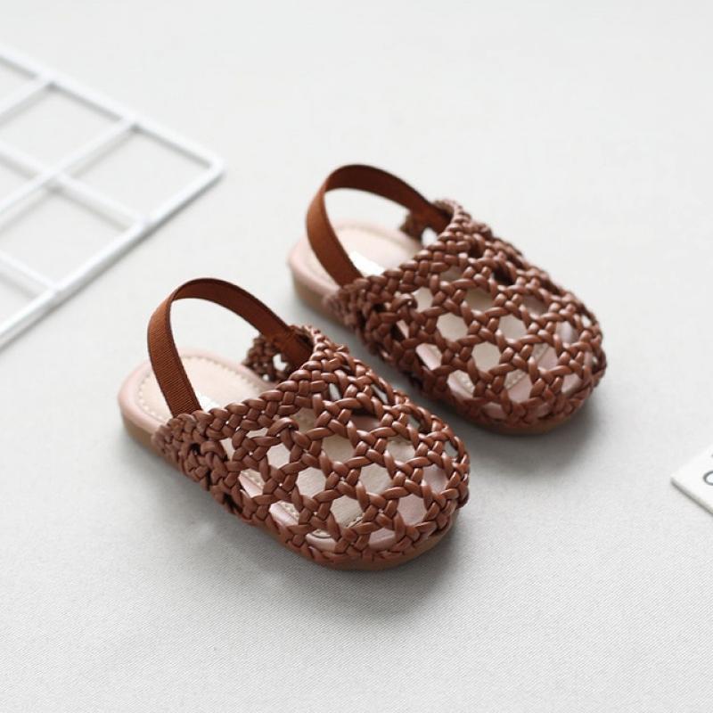 Baby Girls Shoes Braided Sandals for Girls Kids Fashion Hollow Out Leather Shoe Soft Sole Retro Princess Slippers Beach Shoes