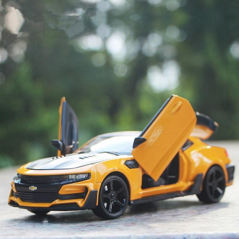 1:24 Chevrolet Camaro Alloy Sports Car Model Diecasts Metal Toy Car Vehicles Model High Simulation Collection Childrens Toy Gift