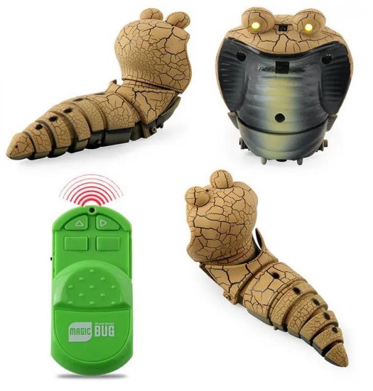 Funny Simulation Infrared Remote Control Prank Insect RC Cockroach Gag Toy for Joke Trick Bugs Little Animal Spider Scorpion Bee