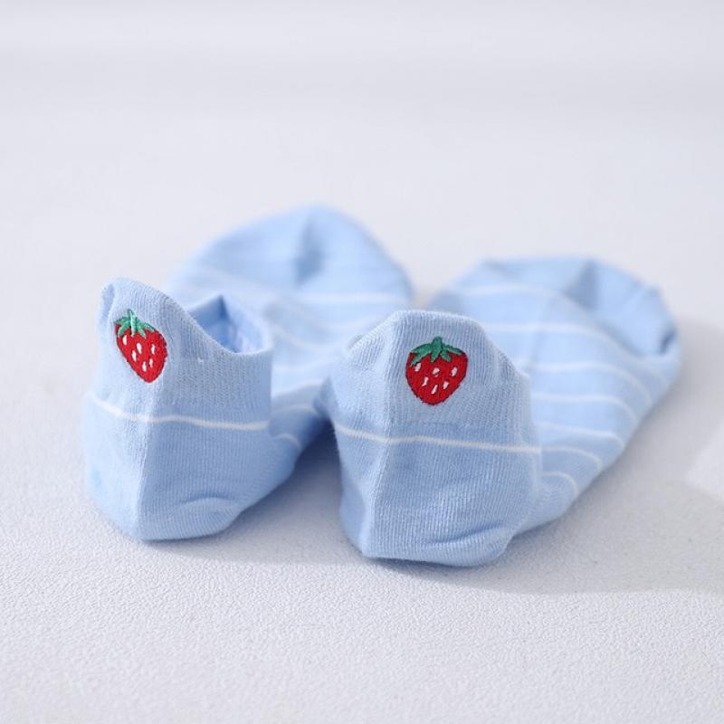 Kawaii Embroidery Strawberry Lovely Women Cotton Socks Fresh Literary Funny Light Blue White Striped Ankle Sokken Dropship
