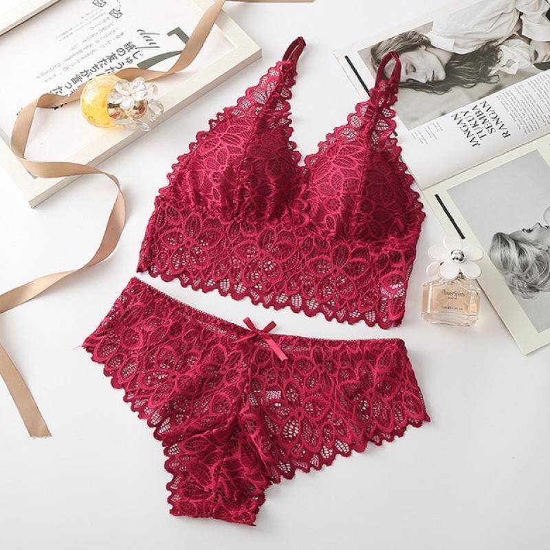 Women's Underwear Wire Free Bra Set Sexy Beauty Back Bra Lace Push-up Bras and Panty Sets Hollow Embroidery Lingerie Intimates