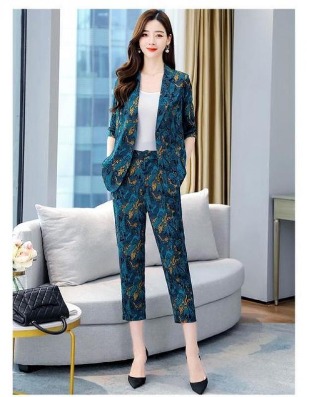 Premium Set Women's 2023 Spring/Summer New Short Suit Two Piece Set Fashion Temperament Korean Version Same Suit